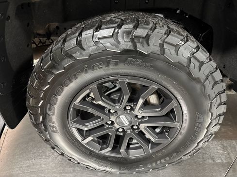 Used 2025 Ford Ranger Raptor AWD/4WD image 13