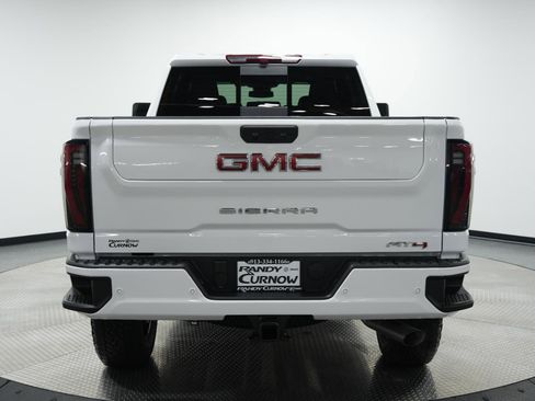 New 2026 GMC Sierra 2500 AT4 w/ AT4 Preferred Package image 7