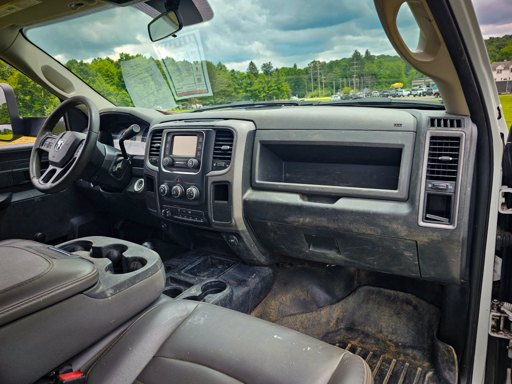 Used 2018 RAM 5500 Tradesman w/ Max Tow Package AWD/4WD image 35