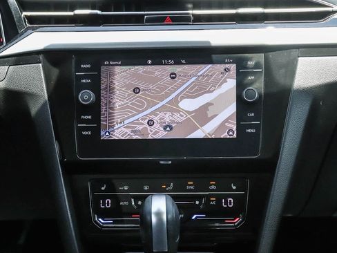 Used 2021 Volkswagen Arteon SE FWD image 18