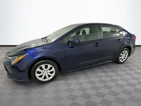 Used 2024 Toyota Corolla LE FWD image 4