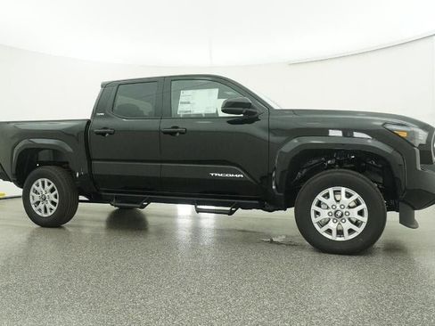 New 2025 Toyota Tacoma SR5 image 28