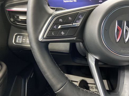 Used 2025 Buick Enclave Sport Touring image 21