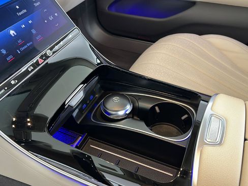 Certified 2023 Mercedes-Benz S 500 4MATIC image 32