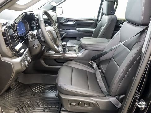 New 2025 Chevrolet Silverado 1500 LTZ w/ LTZ Premium Package image 9