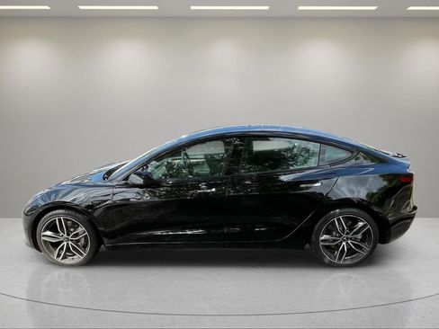 Used 2023 Tesla Model 3 Standard Range RWD image 7