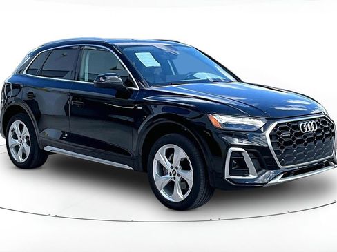 Certified 2022 Audi Q5 2.0T Prestige w/ Prestige Package AWD/4WD image 1