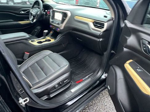 Used 2019 GMC Acadia Denali w/ Technology Package image 17