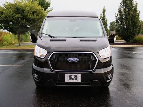 Used 2021 Ford Transit 150 Low Roof AWD image 3