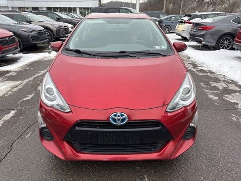 Used 2015 Toyota Prius C Two image 8