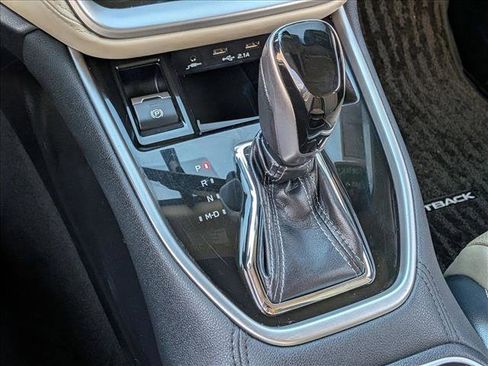 Used 2020 Subaru Outback Limited XT image 12