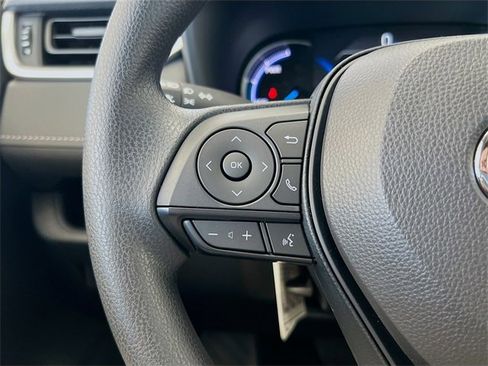 New 2025 Toyota RAV4 XLE image 29