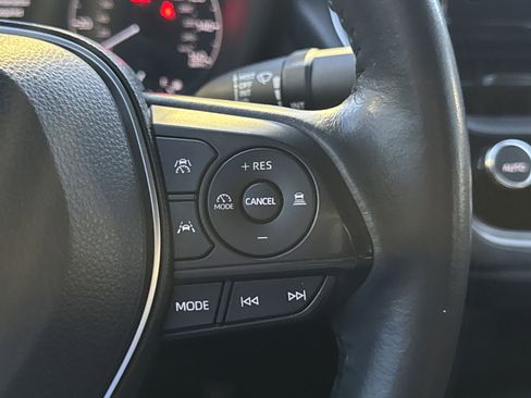 Used 2023 Toyota Corolla SE image 15