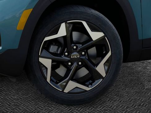 New 2026 Kia Seltos S AWD/4WD image 9