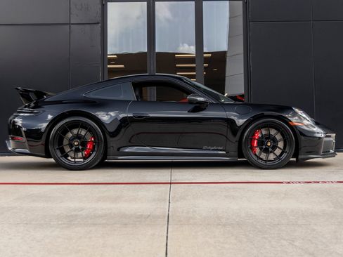 Certified 2026 Porsche 911 Carrera 4 GTS AWD/4WD image 12