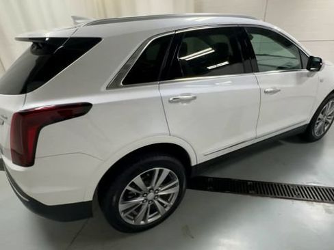 Used 2024 Cadillac XT5 Premium Luxury AWD/4WD image 8