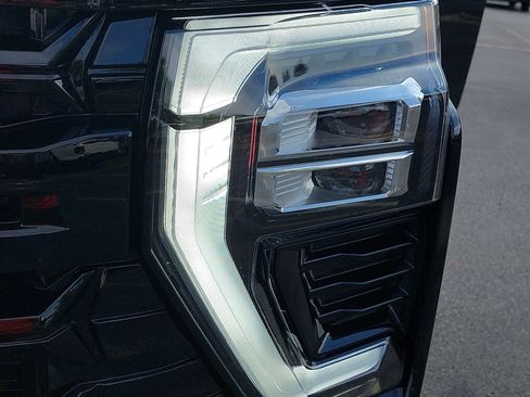 Used 2026 Chevrolet Silverado 2500 ZR2 w/ LPO, Dark Essentials Package AWD/4WD image 33