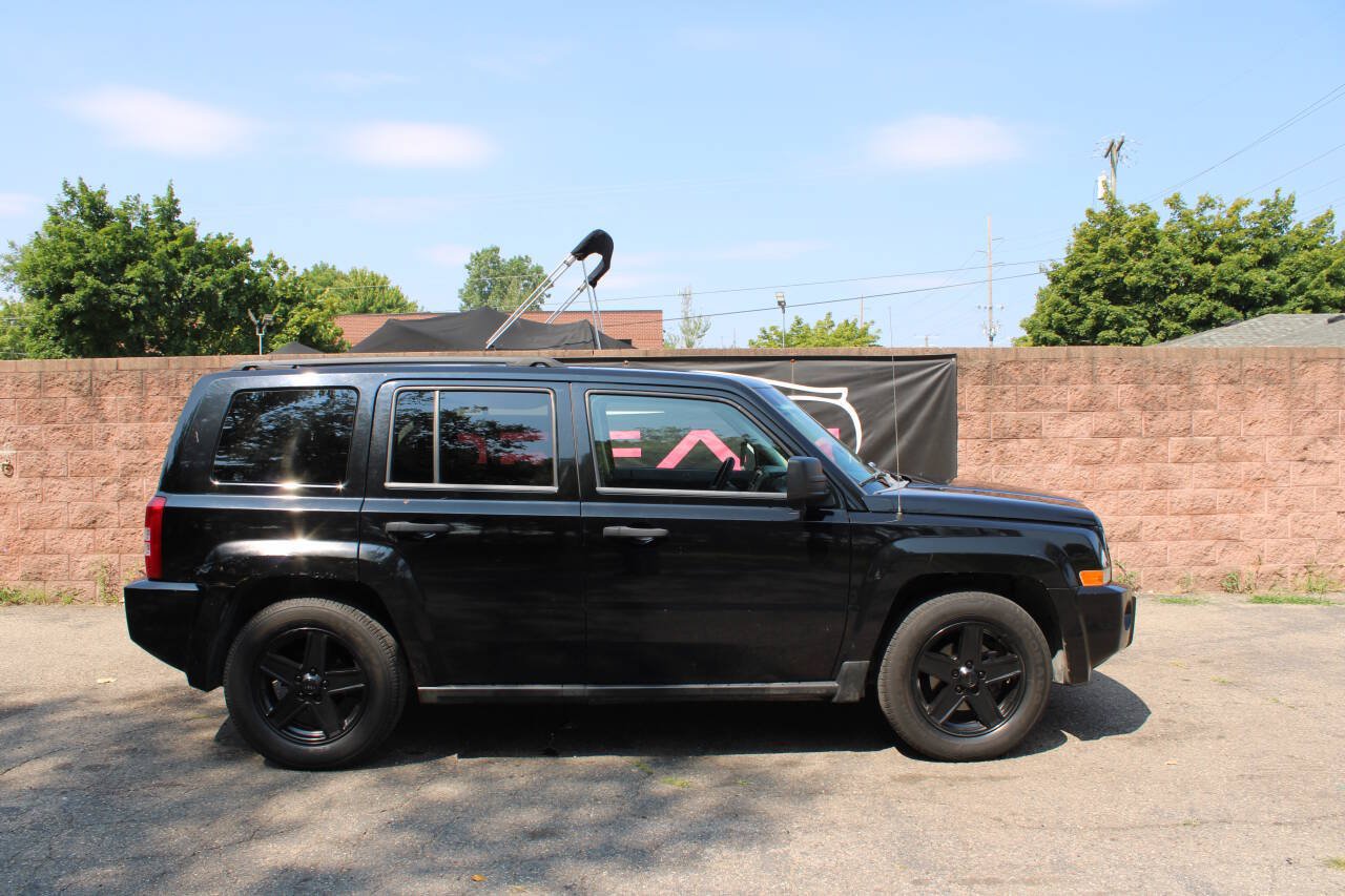 Used 2007 Jeep Patriot Sport FWD image 5