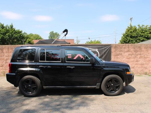 Used 2007 Jeep Patriot Sport FWD image 5
