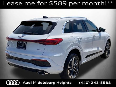 Certified 2025 Audi Q5 Premium w/ Convenience Package image 38