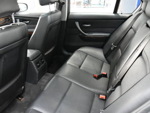 Used 2011 BMW 328i xDrive Sedan AWD/4WD image 33