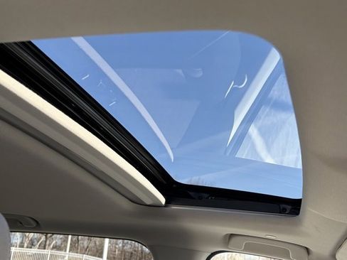 Certified 2024 Honda CR-V EX image 29