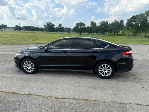 Used 2015 Ford Fusion S FWD image 3
