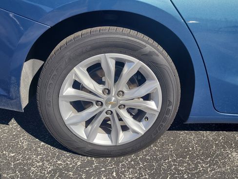 Used 2024 Chevrolet Malibu LT image 9