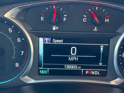 Used 2016 Chevrolet Malibu LT image 21