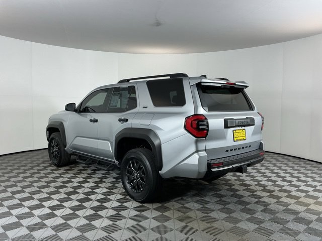 Used 2025 Toyota 4Runner SR5 AWD/4WD image 7