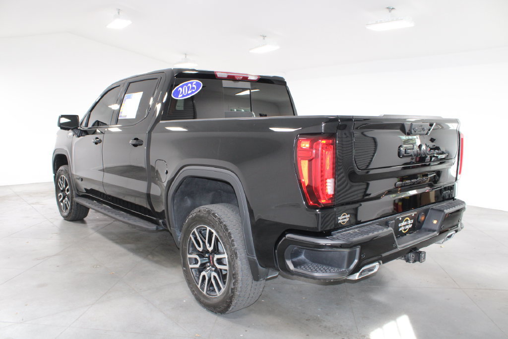 Used 2025 GMC Sierra 1500 AT4 w/ AT4 Premium Package AWD/4WD image 7