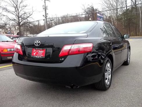 Used 2009 Toyota Camry LE image 3