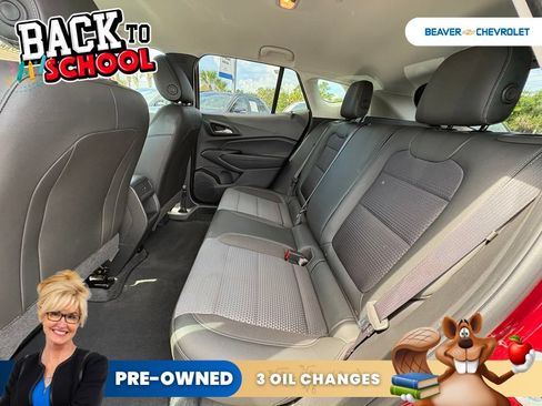 Used 2025 Chevrolet Trax LT FWD image 14