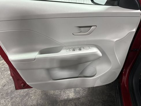 Used 2024 Hyundai Kona SEL FWD image 10