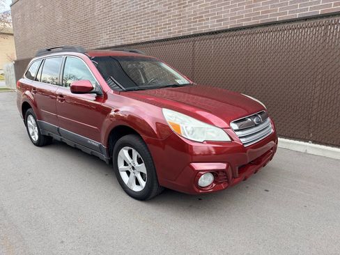 Used 2013 Subaru Outback 2.5i Premium image 5