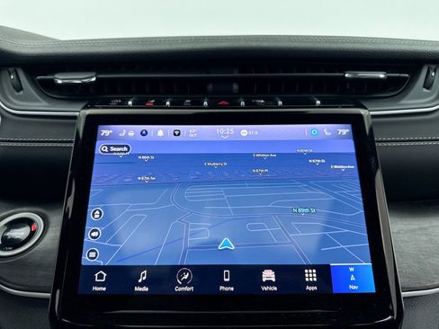 Used 2024 Jeep Grand Cherokee L Limited w/ Luxury Tech Group II image 26