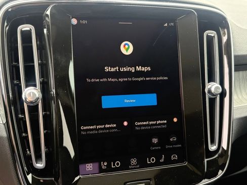 New 2026 Volvo XC40 B5 Plus w/ Protection Package Premier image 13