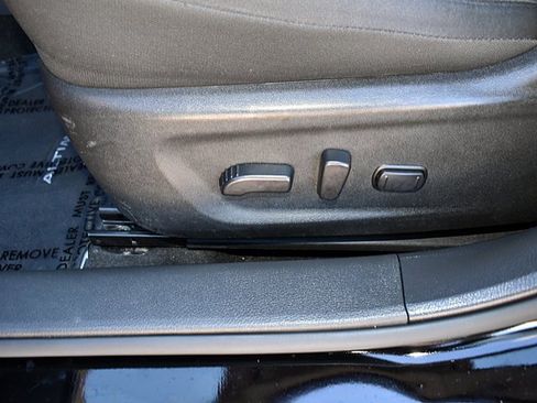 Used 2024 Nissan Altima 2.5 SV w/ SV Premium Package image 18