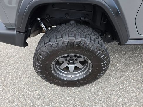 Used 2021 Jeep Wrangler Sport AWD/4WD image 12