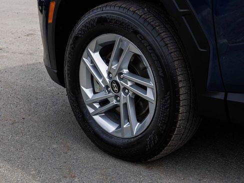 Used 2025 Hyundai Tucson SE image 7