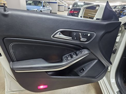 Certified 2017 Mercedes-Benz CLA 250 image 10