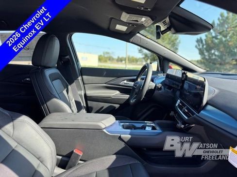 New 2026 Chevrolet Equinox EV LT image 11