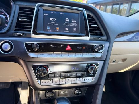 Used 2018 Hyundai Sonata Limited FWD image 43