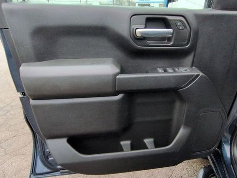 Used 2022 Chevrolet Silverado 1500 Custom image 23