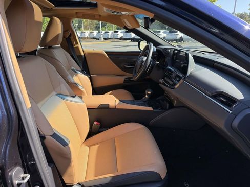 Used 2022 Lexus ES 350 w/ Premium Package FWD image 14