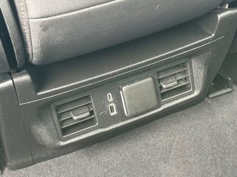 Used 2025 GMC Sierra 1500 SLT image 40