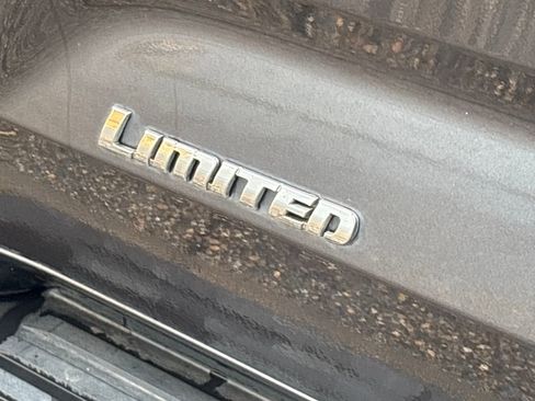 Used 2023 Toyota Sequoia Limited image 35