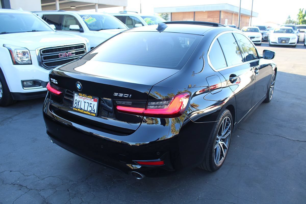Used 2019 BMW 330i Sedan w/ Driving Assistance Package RWD image 7