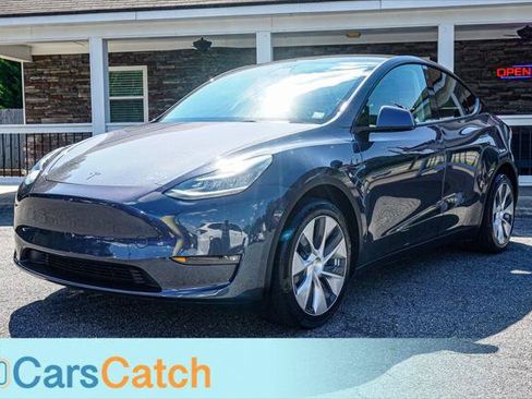Used 2021 Tesla Model Y Long Range AWD/4WD image 12