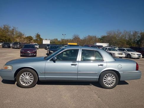 Used 2008 Mercury Grand Marquis LS image 2